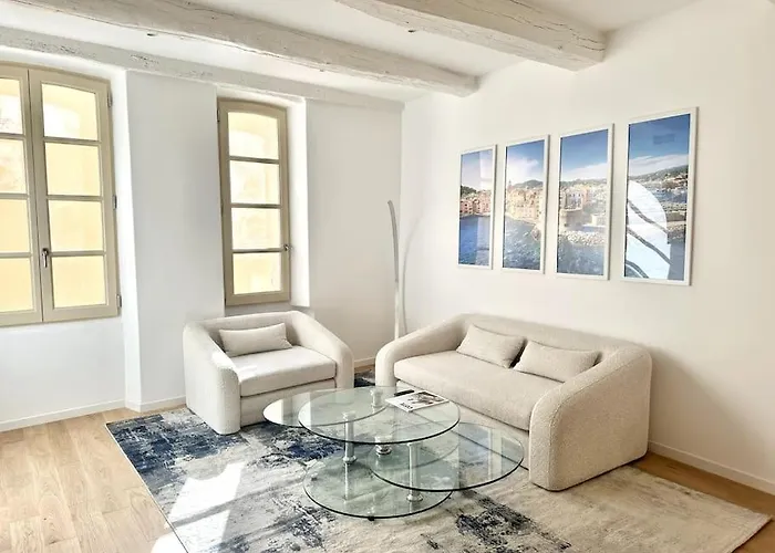 L'escale Tropézienne Rue Des Commerçants 2e Apartamento *