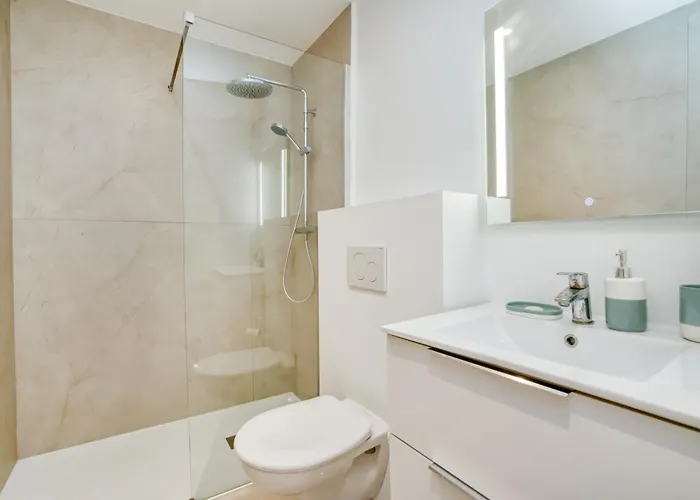 L'escale Tropézienne Rue Des Commerçants 2e Apartamento *