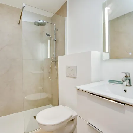 L'escale Tropezienne Rue Des Commercants 2e Appartement *