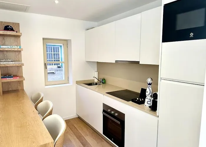 L'escale Tropezienne Rue Des Commercants 2e Daire